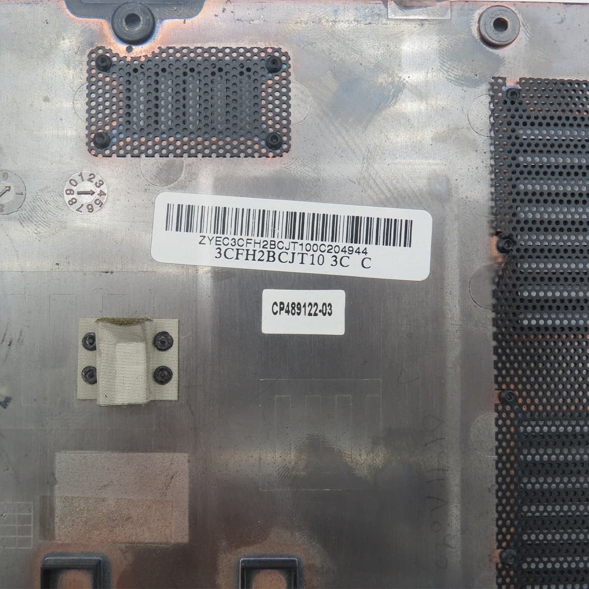 لپ تاپ fujitsu ah530